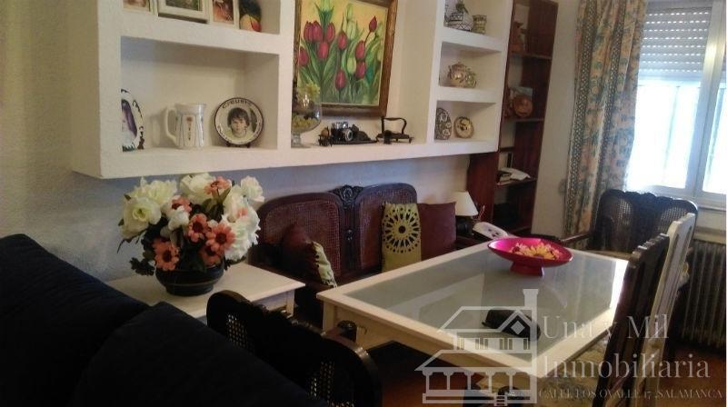 Venta de chalet en Castellanos de Villiquera