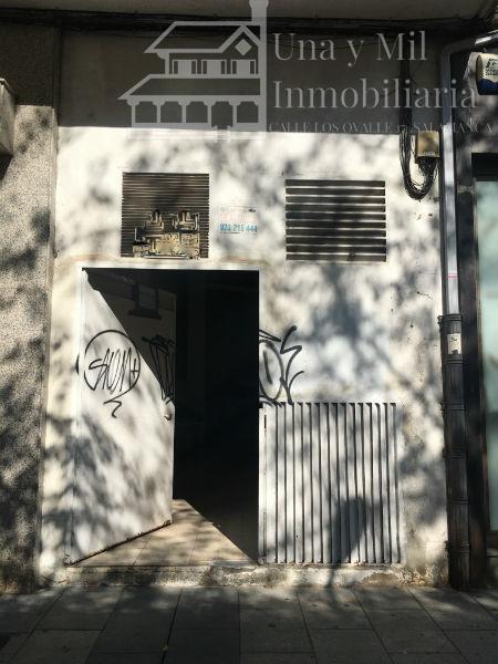 For sale of commercial in Salamanca