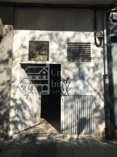 For sale of commercial in Salamanca
