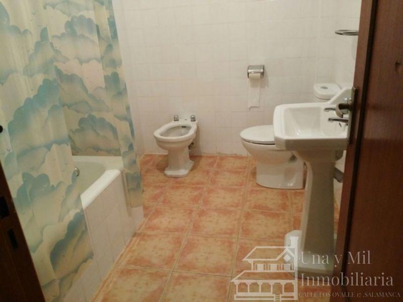 For sale of flat in Salamanca