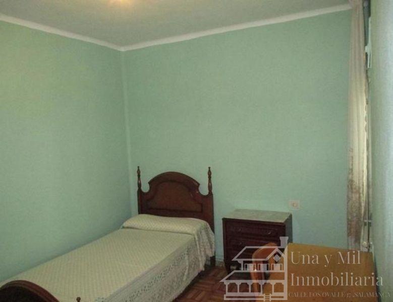 For sale of flat in Salamanca