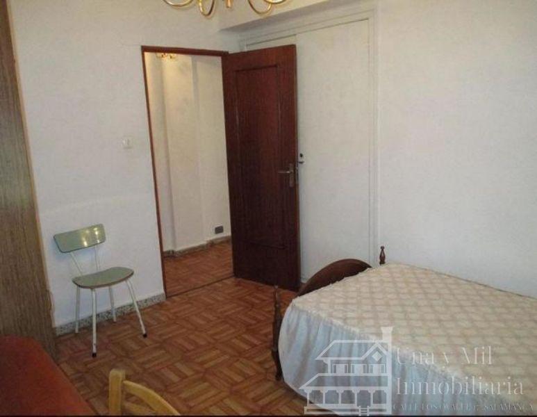 For sale of flat in Salamanca