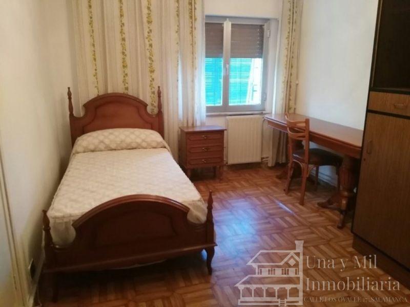 For sale of flat in Salamanca