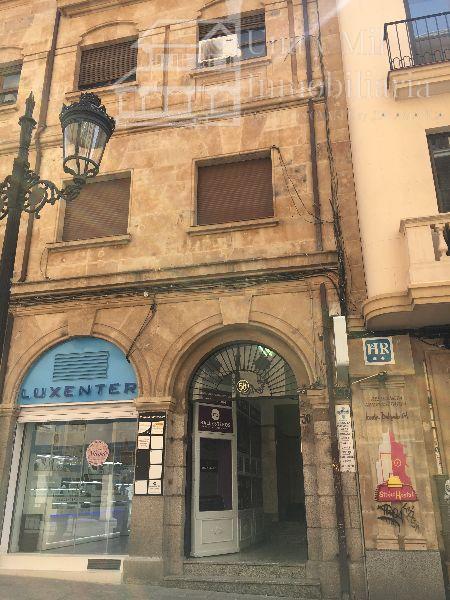 For rent of office in Salamanca