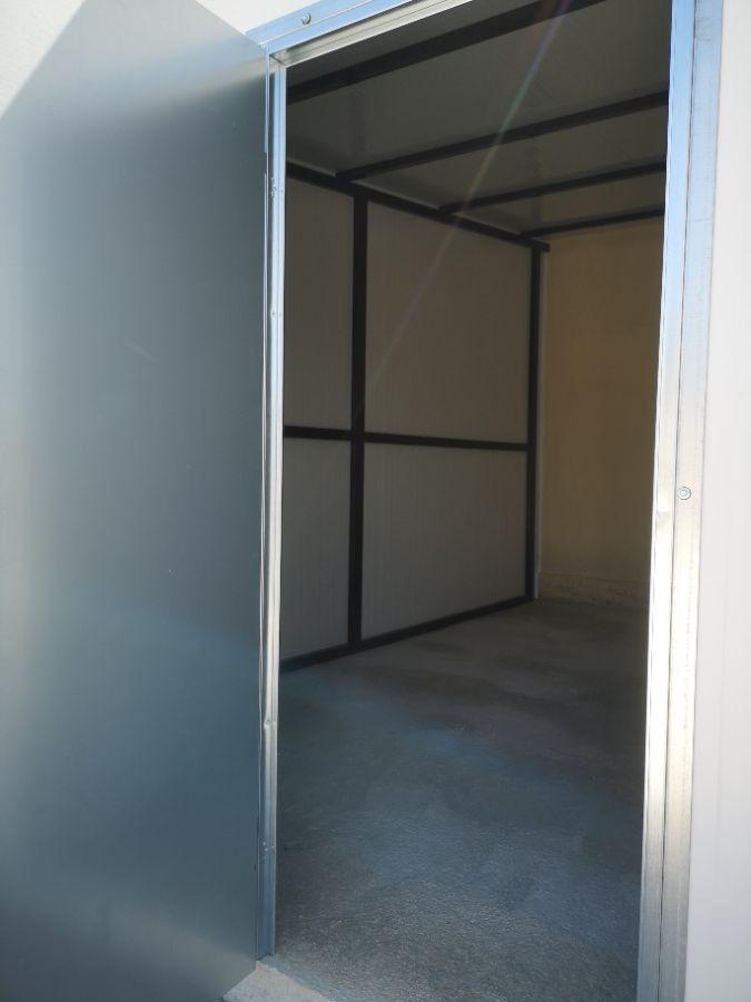 For rent of storage room in Madrid