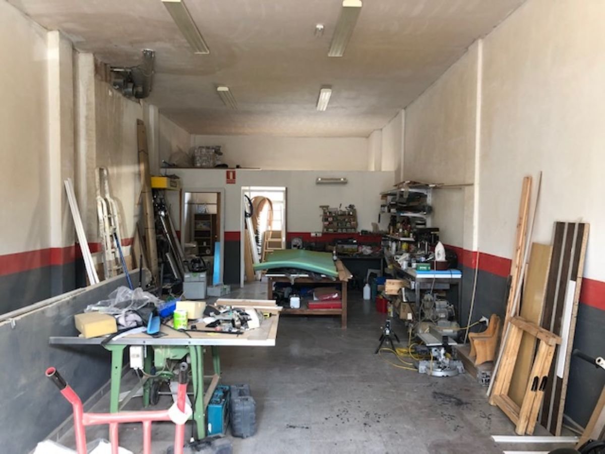 For sale of commercial in La Nucia