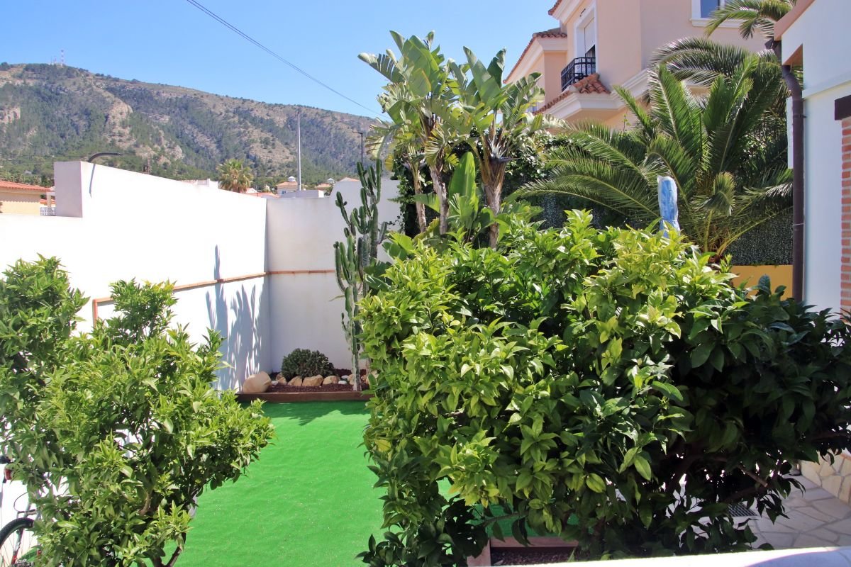 For sale of chalet in Alfaz del Pi