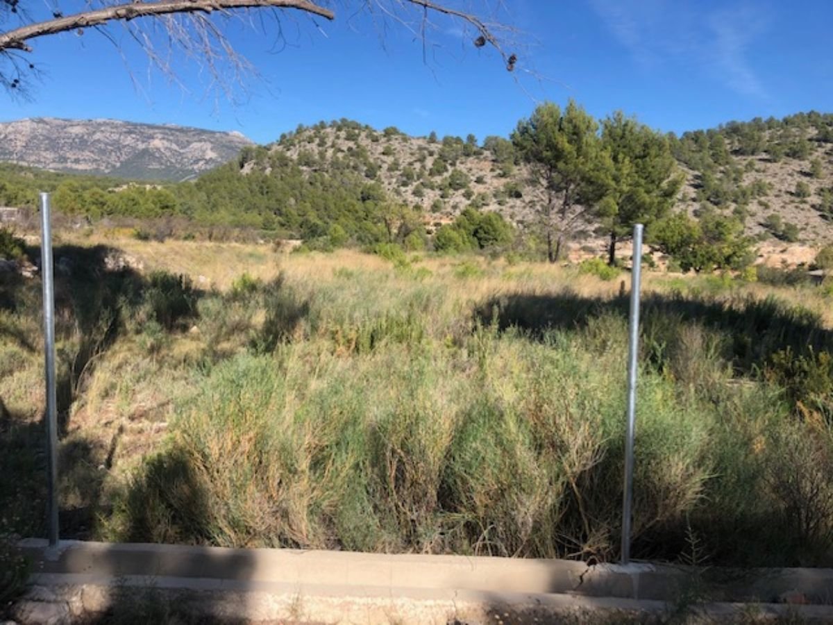 Venta de terreno en Polop
