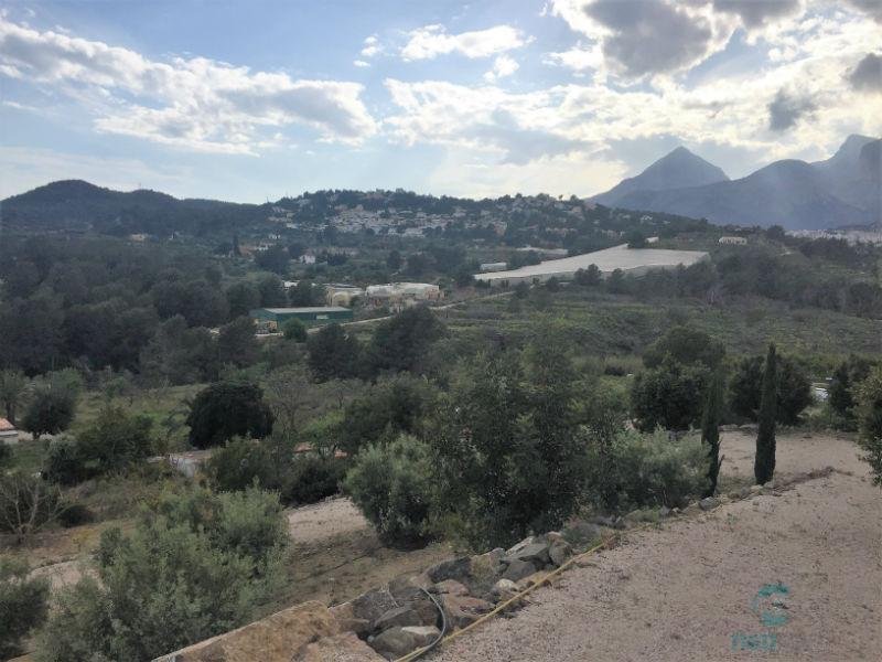 For sale of rural property in La Nucia