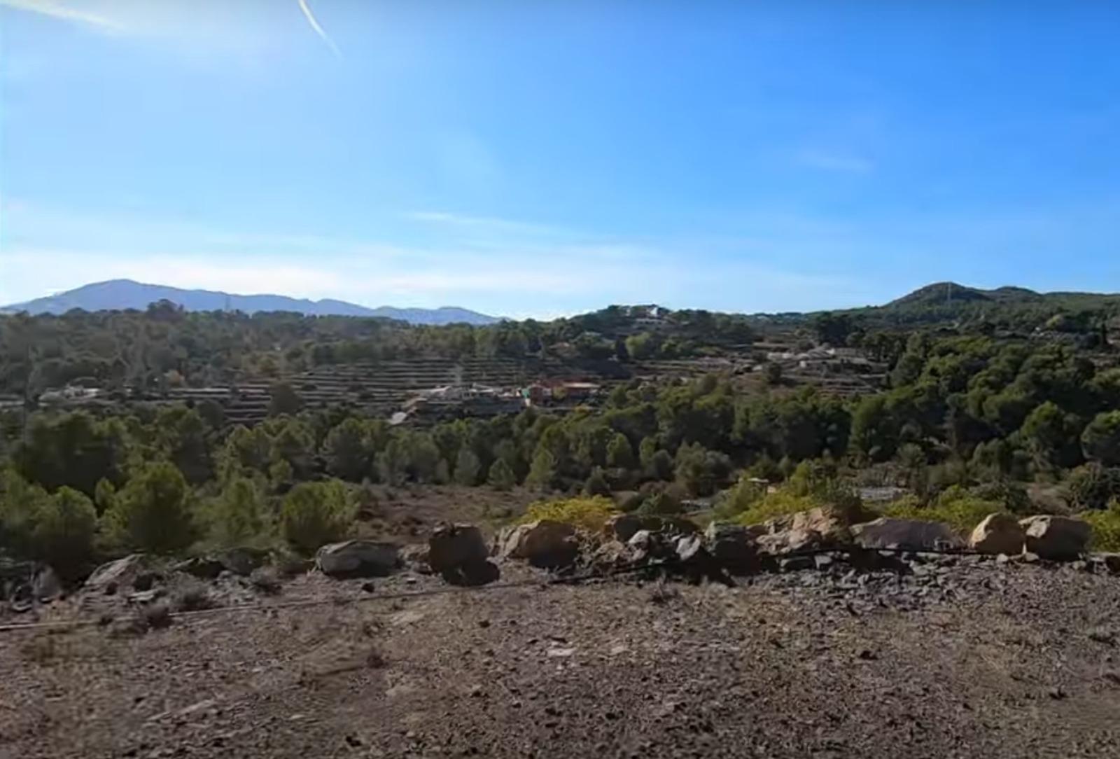 Venta de finca rústica en La Nucia