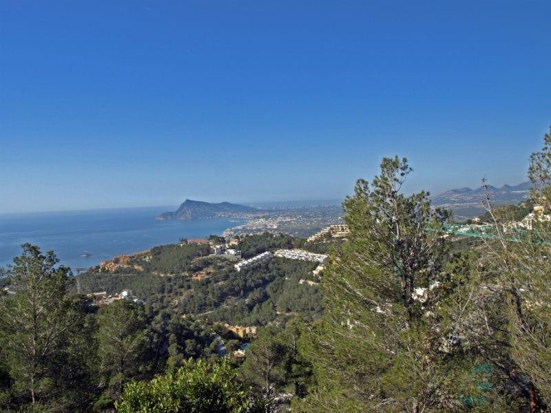 For sale of land in Altea