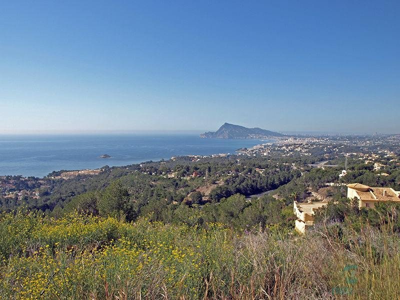 For sale of land in Altea