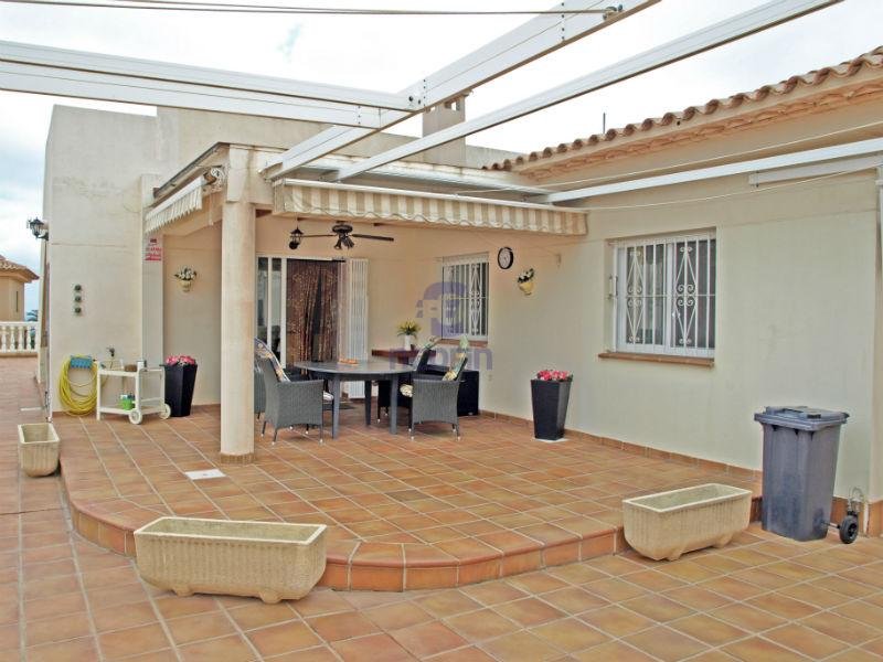 Venta de villa en La Nucia