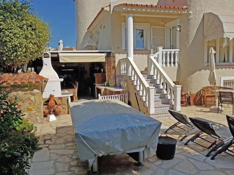 Venta de villa en La Nucia