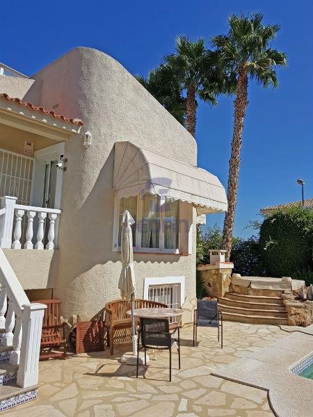 Venta de villa en La Nucia