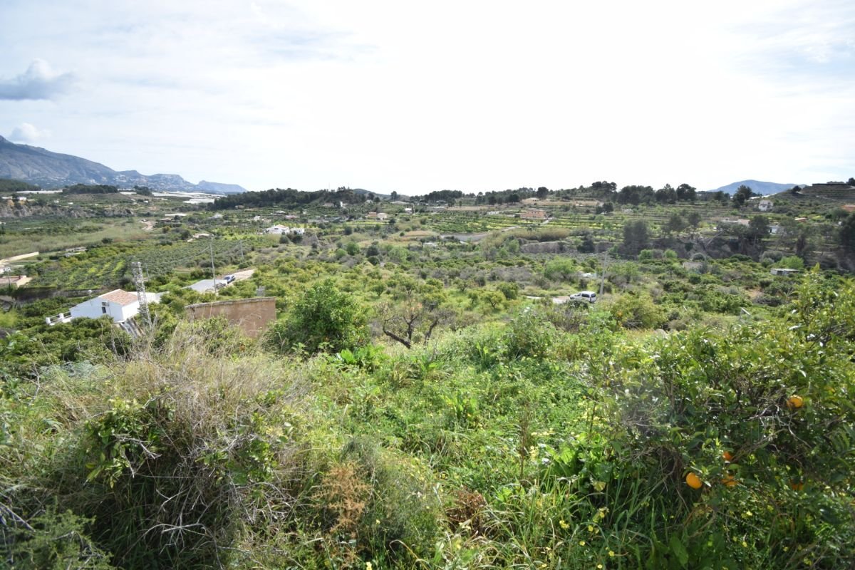 For sale of rural property in La Nucia