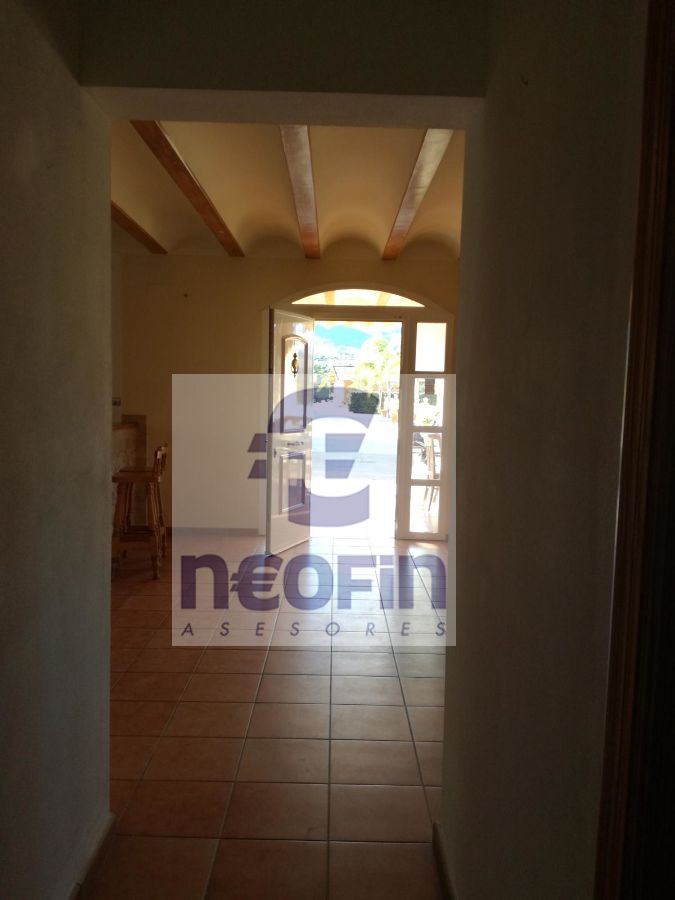 For sale of house in La Nucia