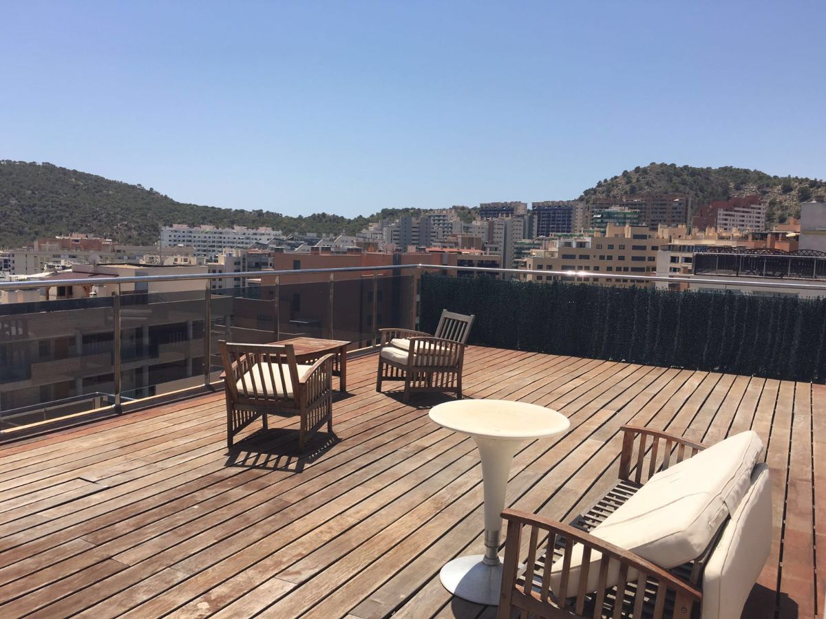 For sale of penthouse in Villajoyosa