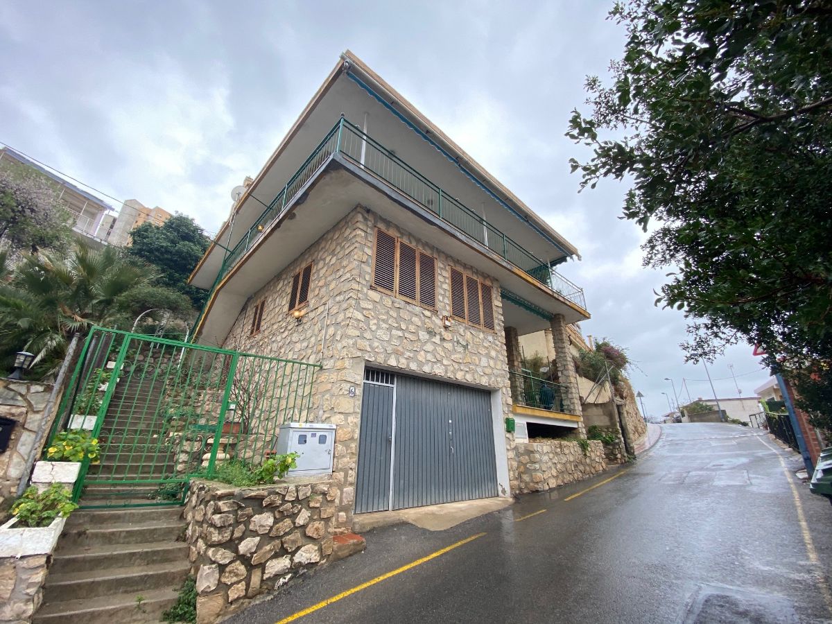 For sale of chalet in Finestrat