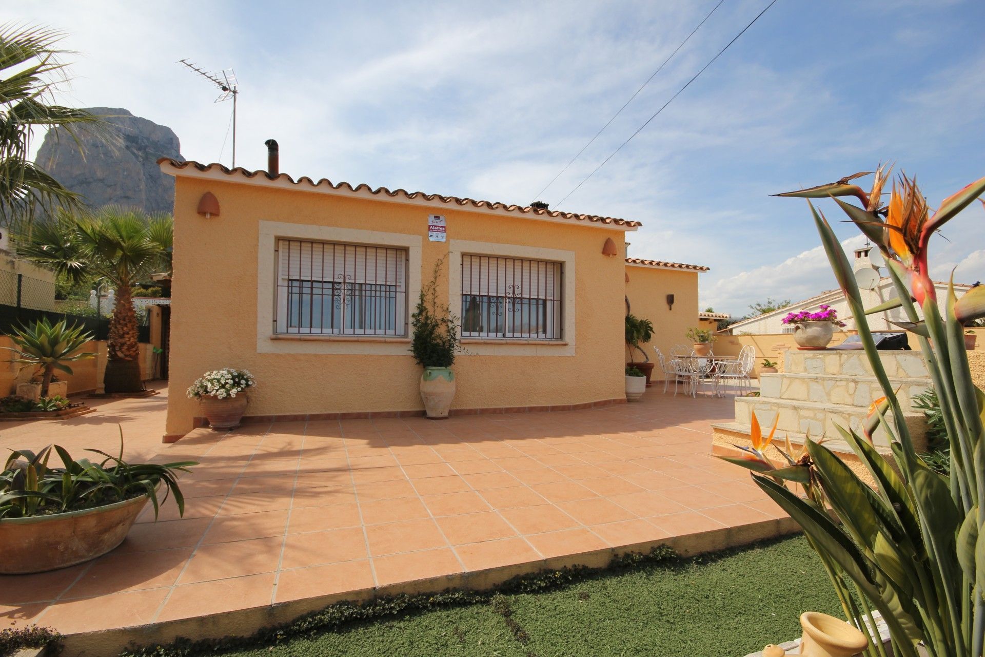 For sale of house in Polop de la Marina