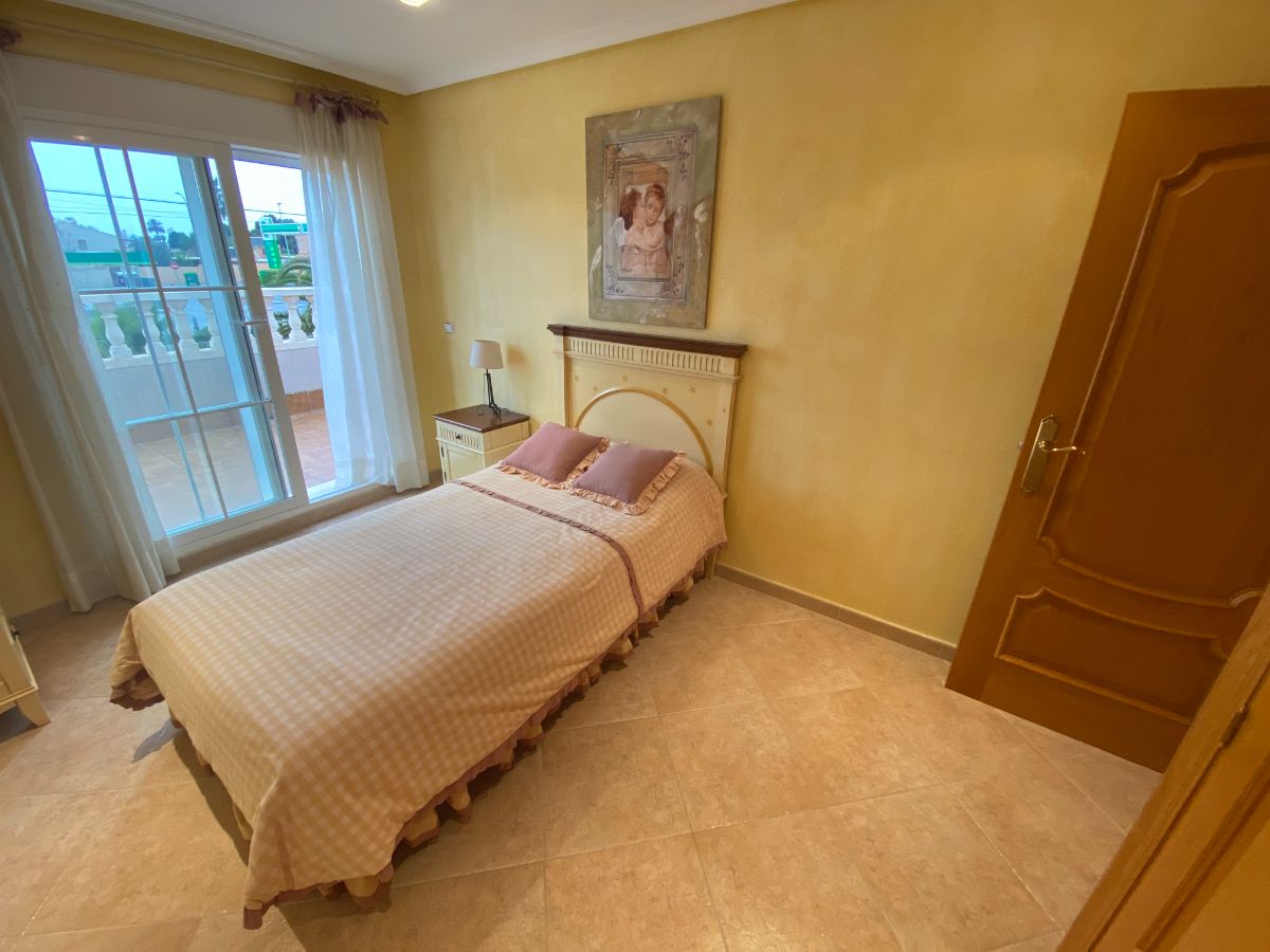 For sale of chalet in Alfaz del Pi