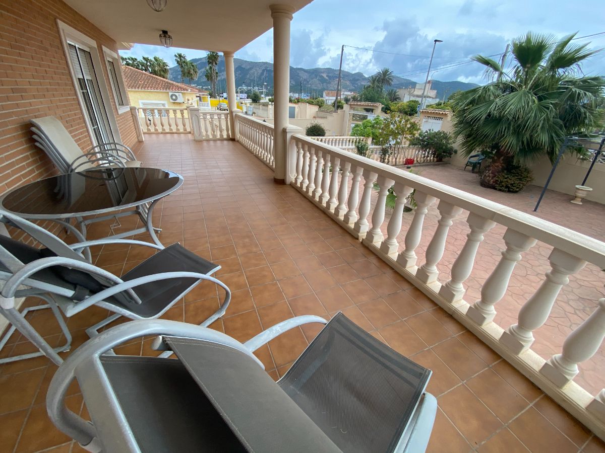 For sale of chalet in Alfaz del Pi