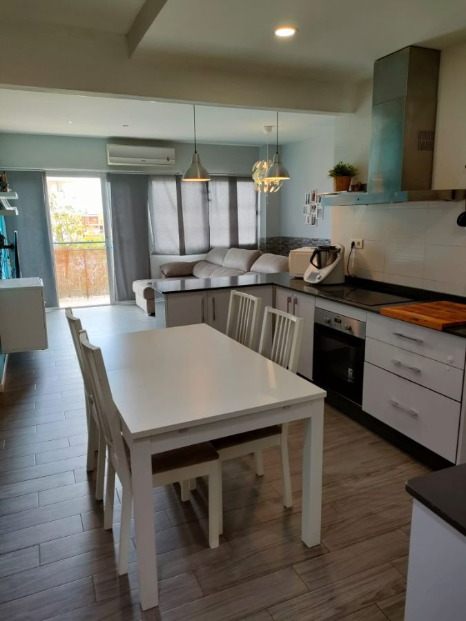 For sale of flat in Villajoyosa