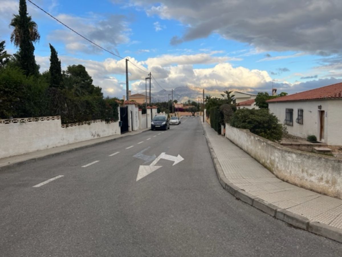 For sale of land in La Nucia