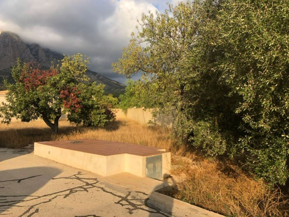 For sale of rural property in Finestrat