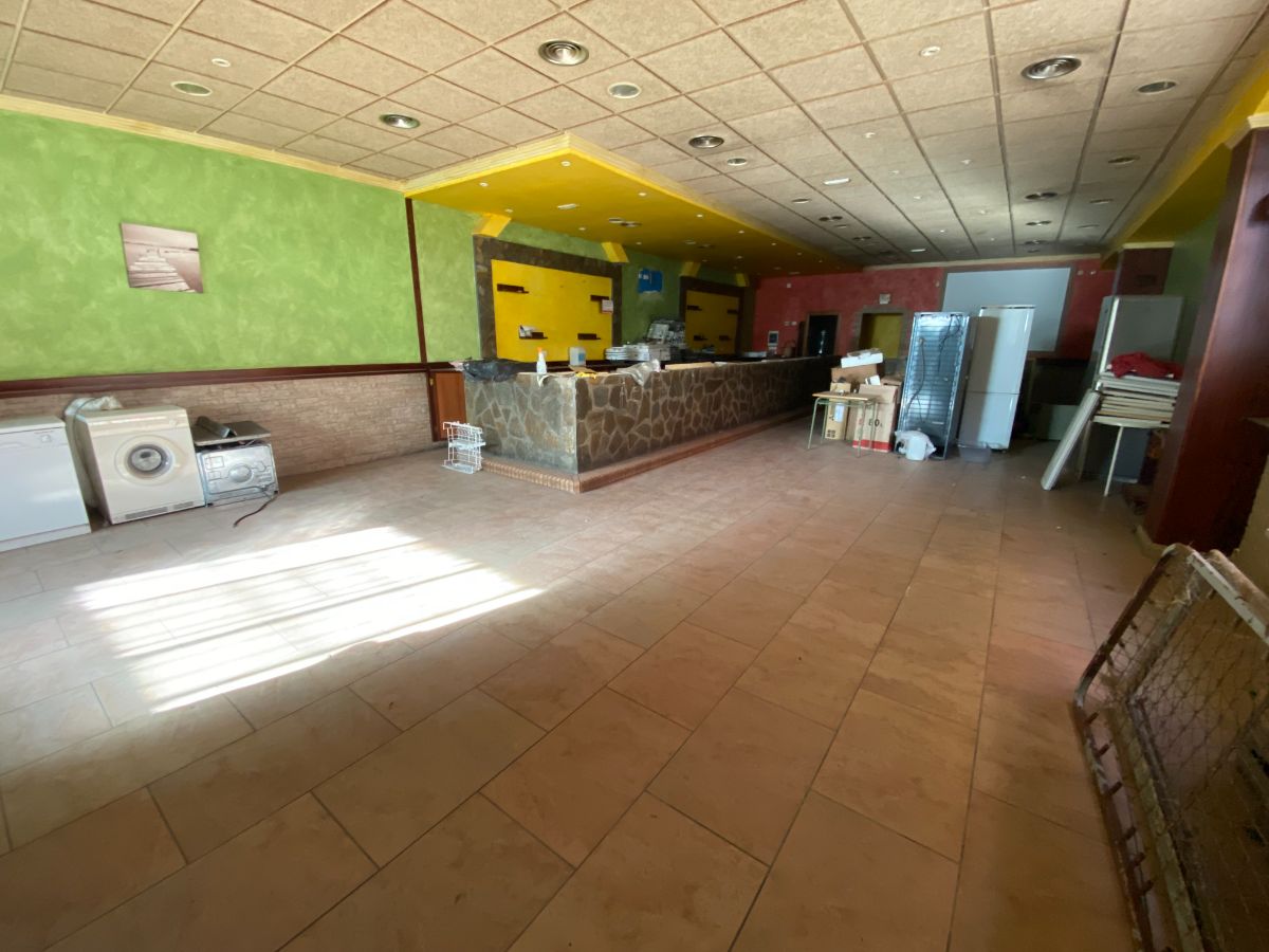 For sale of commercial in La Nucia