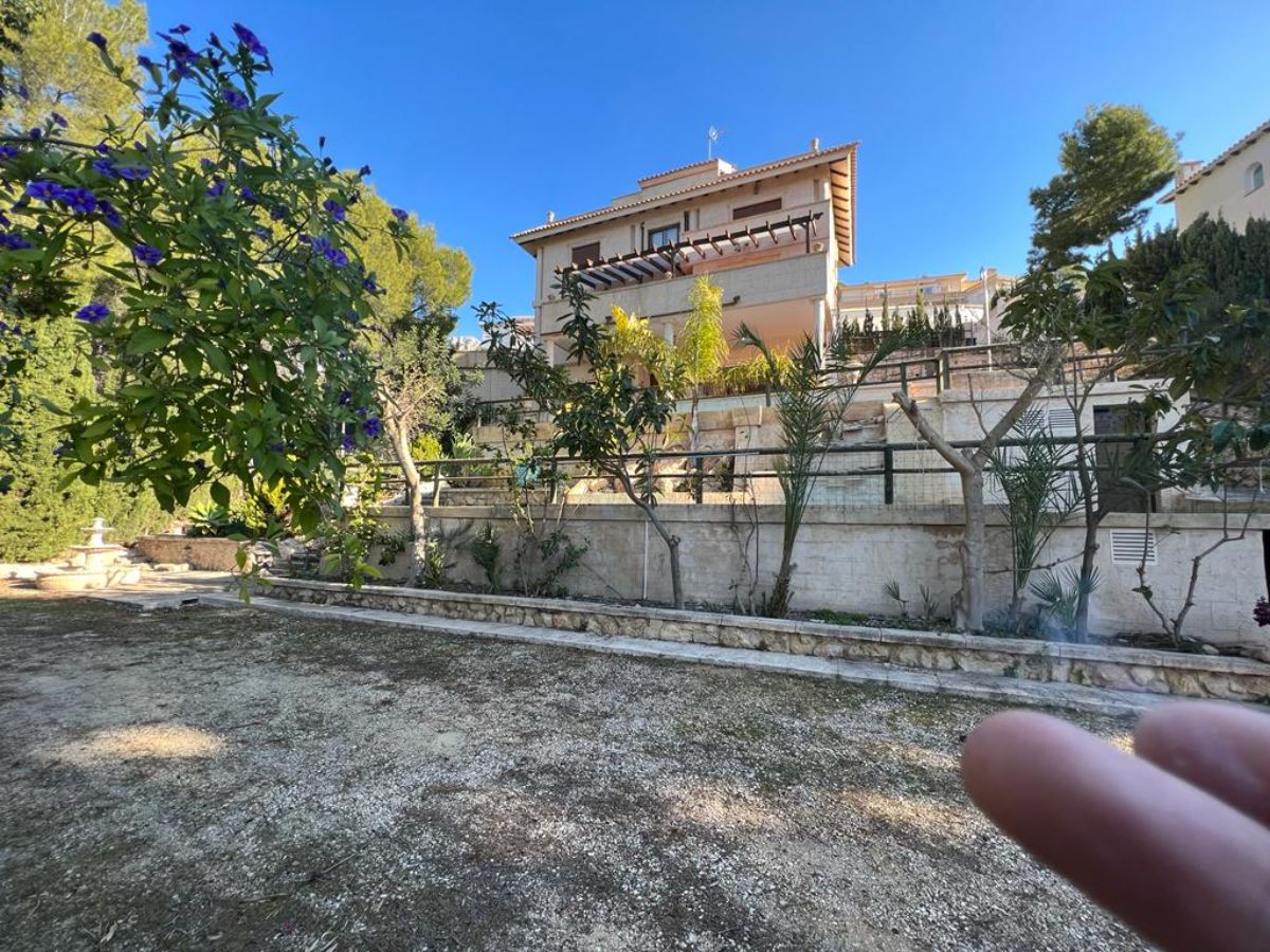 For sale of chalet in Altea