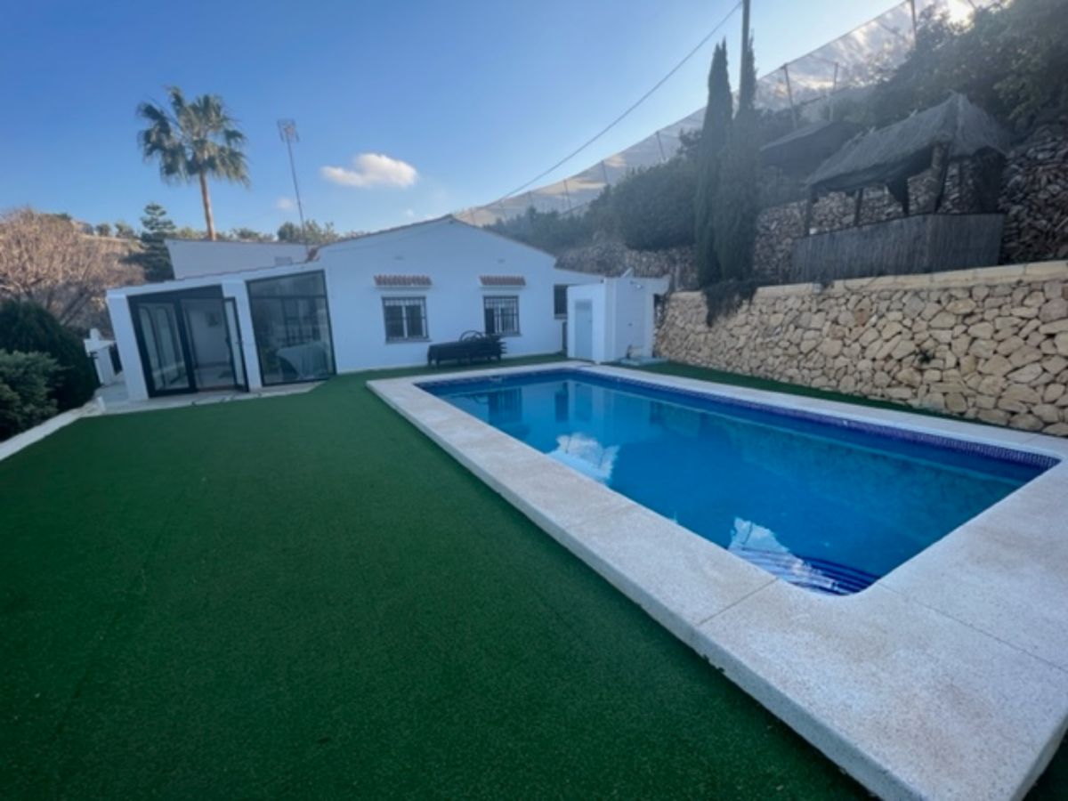For sale of rural property in La Nucia