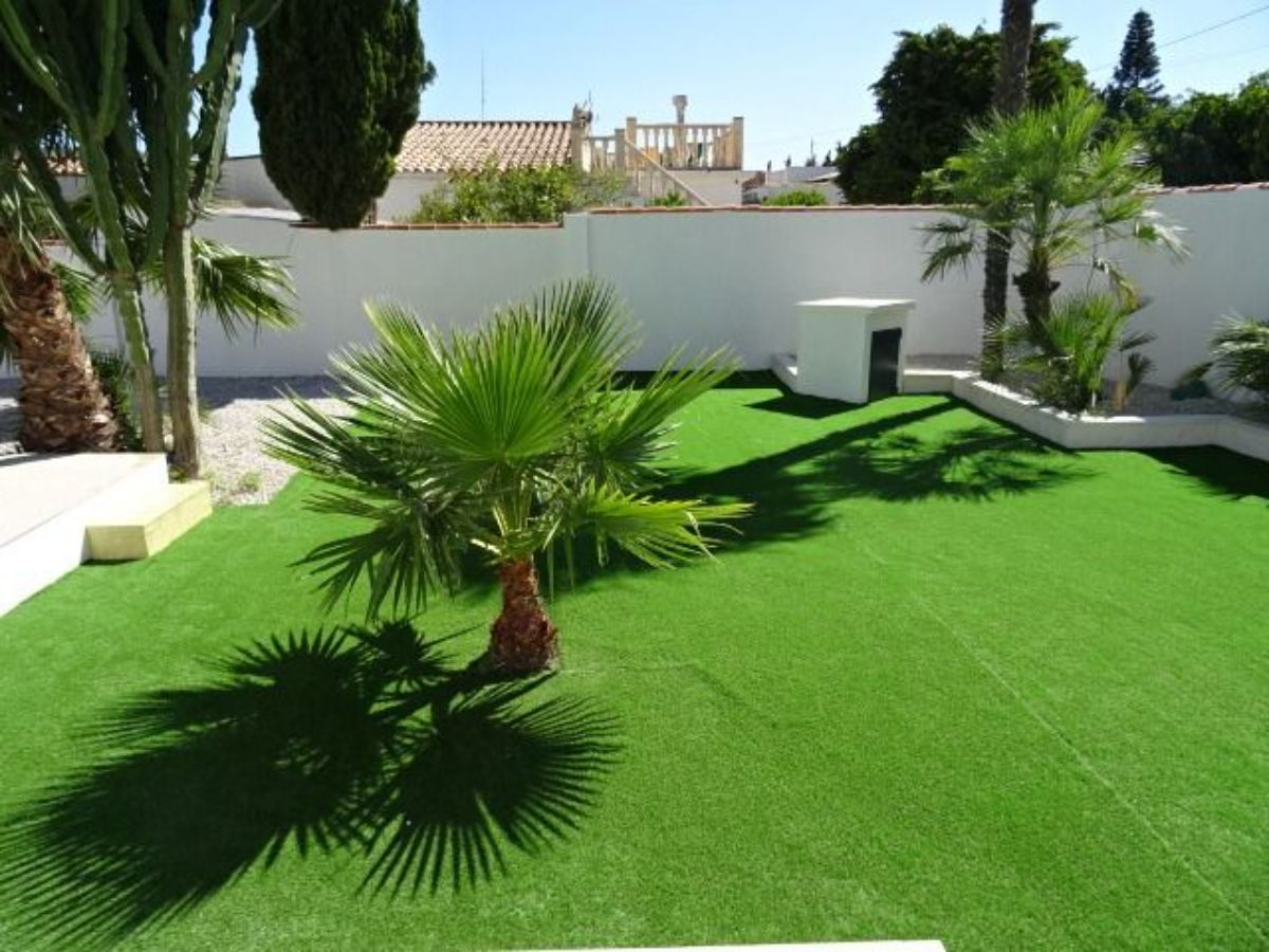 For sale of chalet in Alfaz del Pi