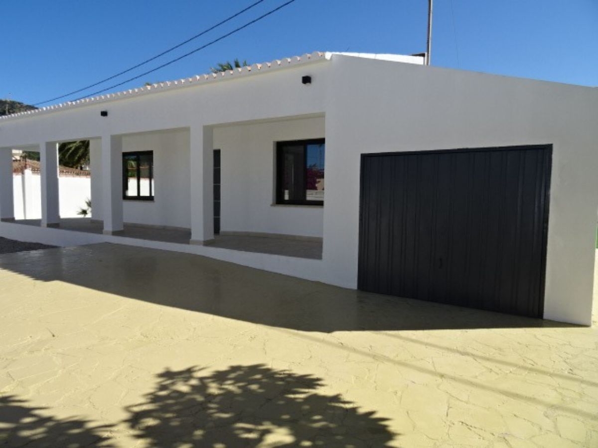 For sale of chalet in Alfaz del Pi