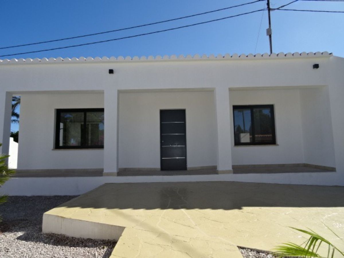 For sale of chalet in Alfaz del Pi