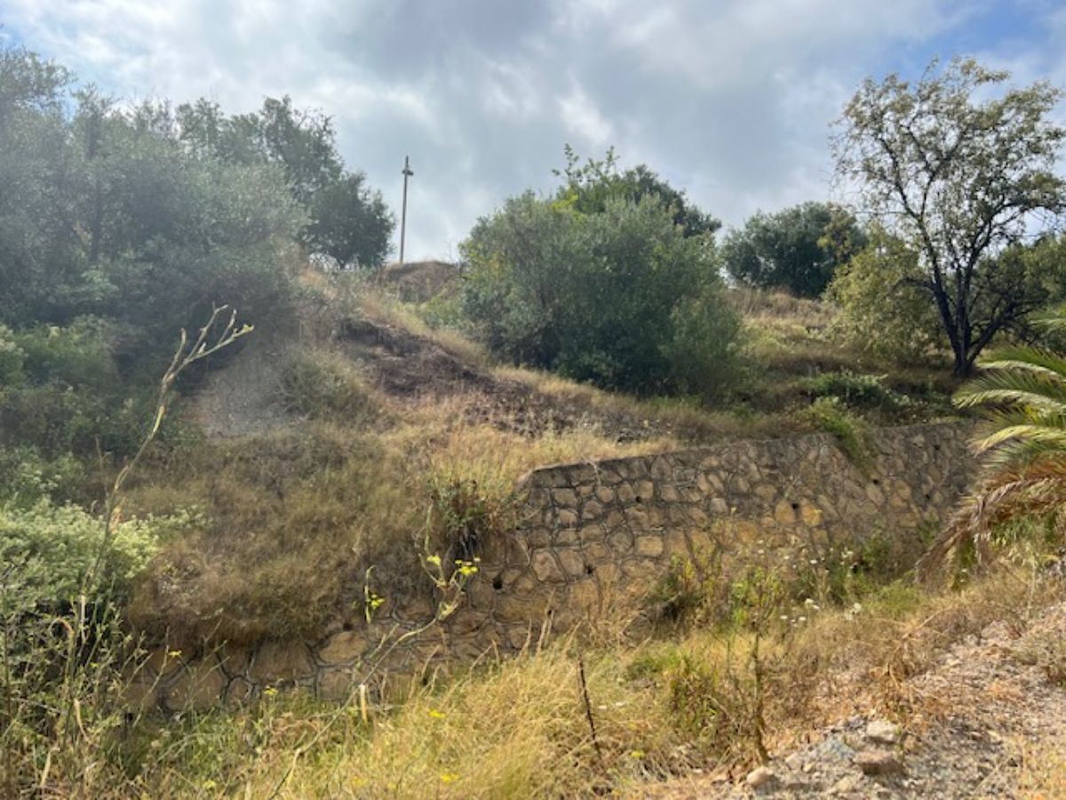 For sale of land in La Nucia