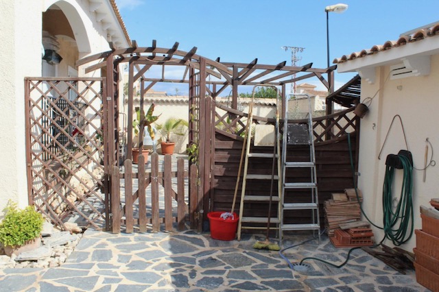 For sale of bungalow in La Nucia
