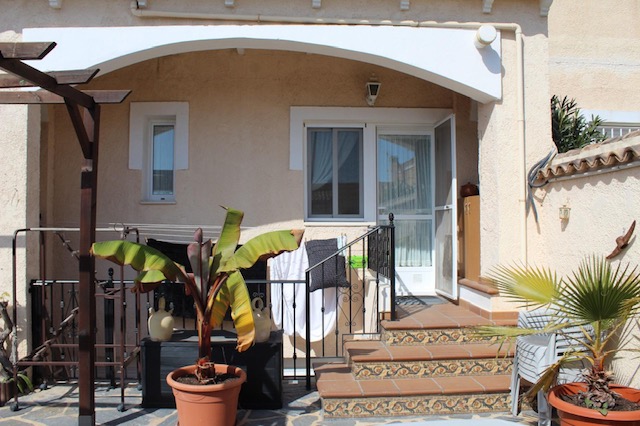 For sale of bungalow in La Nucia