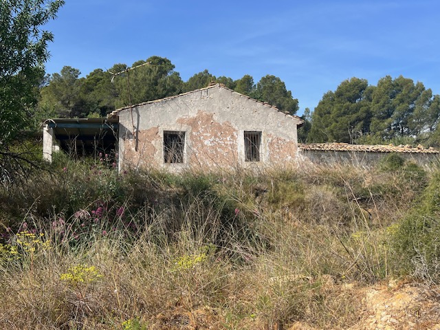 For sale of rural property in La Nucia