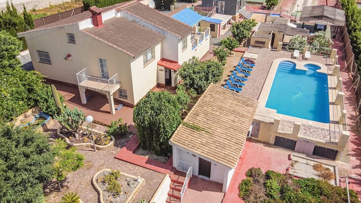 Venta. Casa de pueblo en Villajoyosa