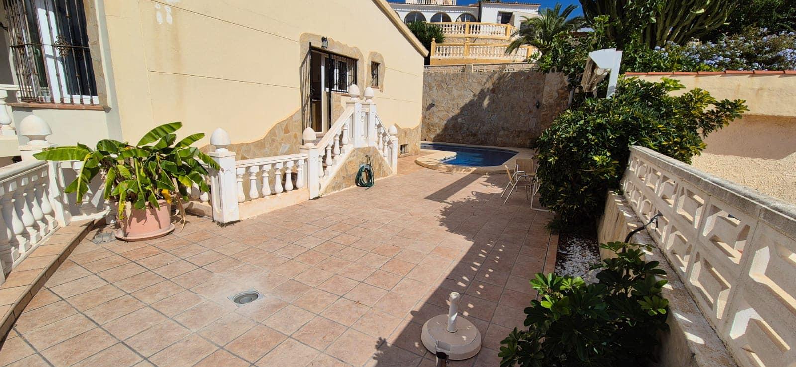 For sale of chalet in La Nucia