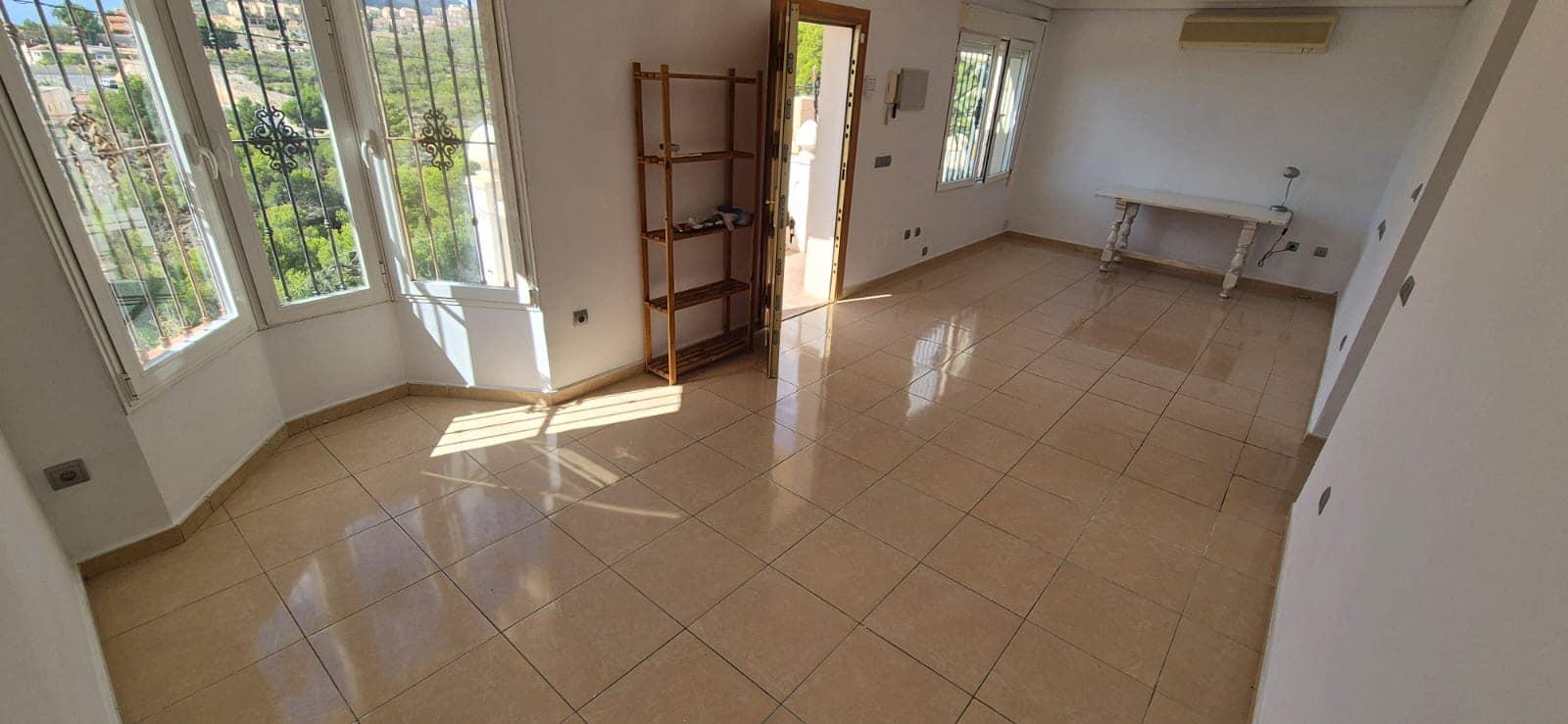For sale of chalet in La Nucia