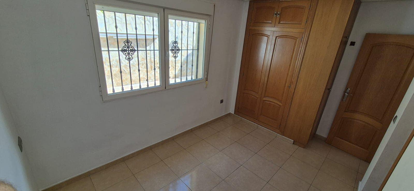 For sale of chalet in La Nucia