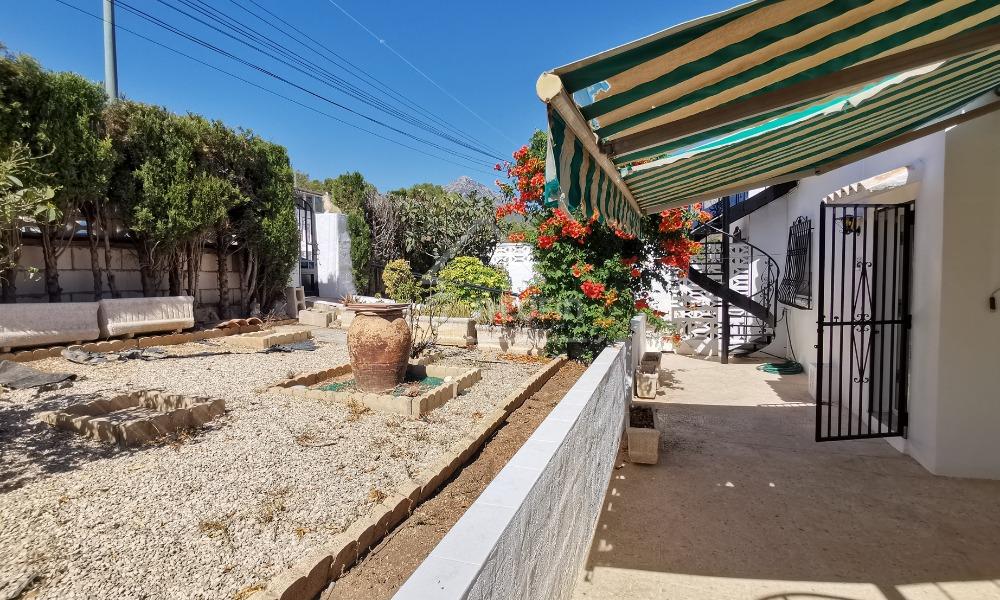 For sale of house in La Nucia