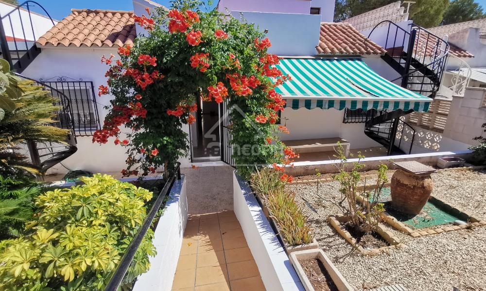 For sale of house in La Nucia