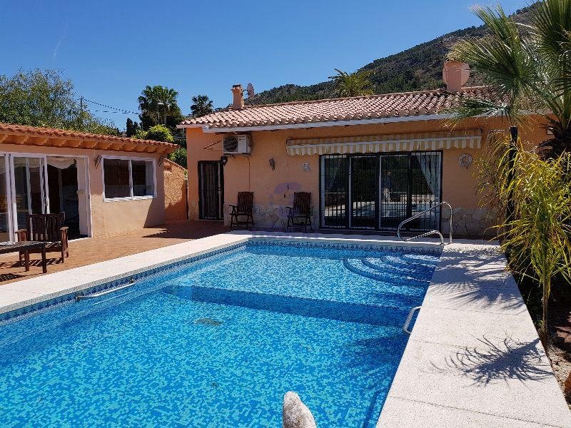 For sale of villa in L´Alfàs del Pi