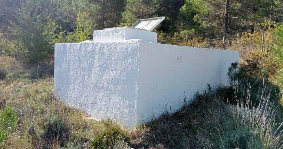 Venta de finca rústica en Confrides