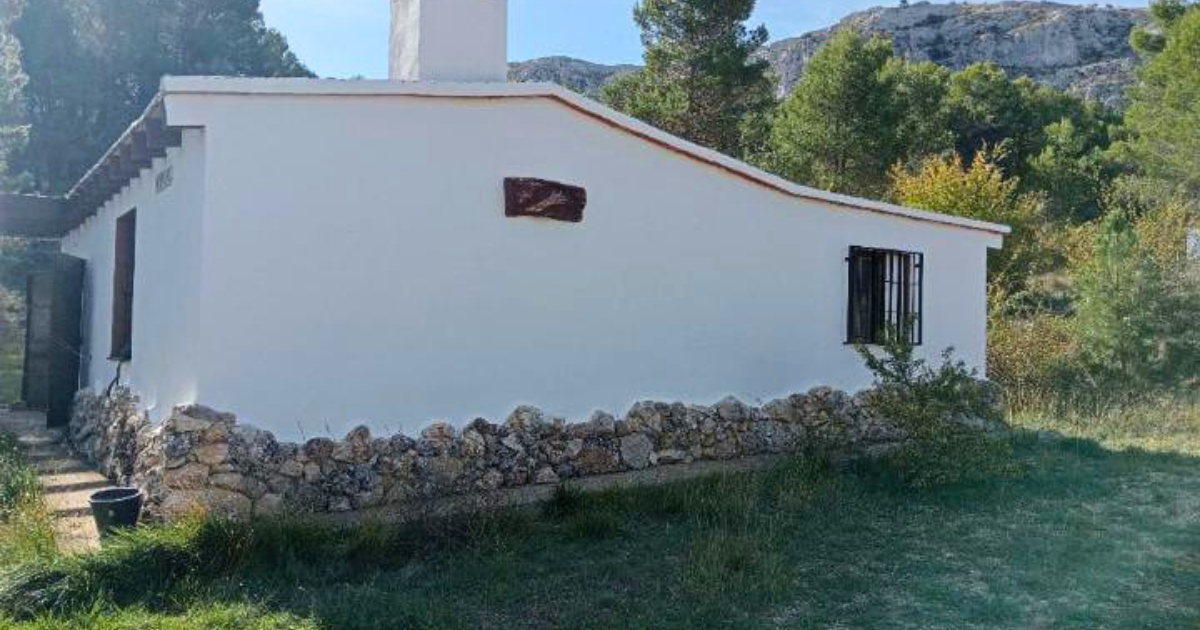 Venta de finca rústica en Confrides