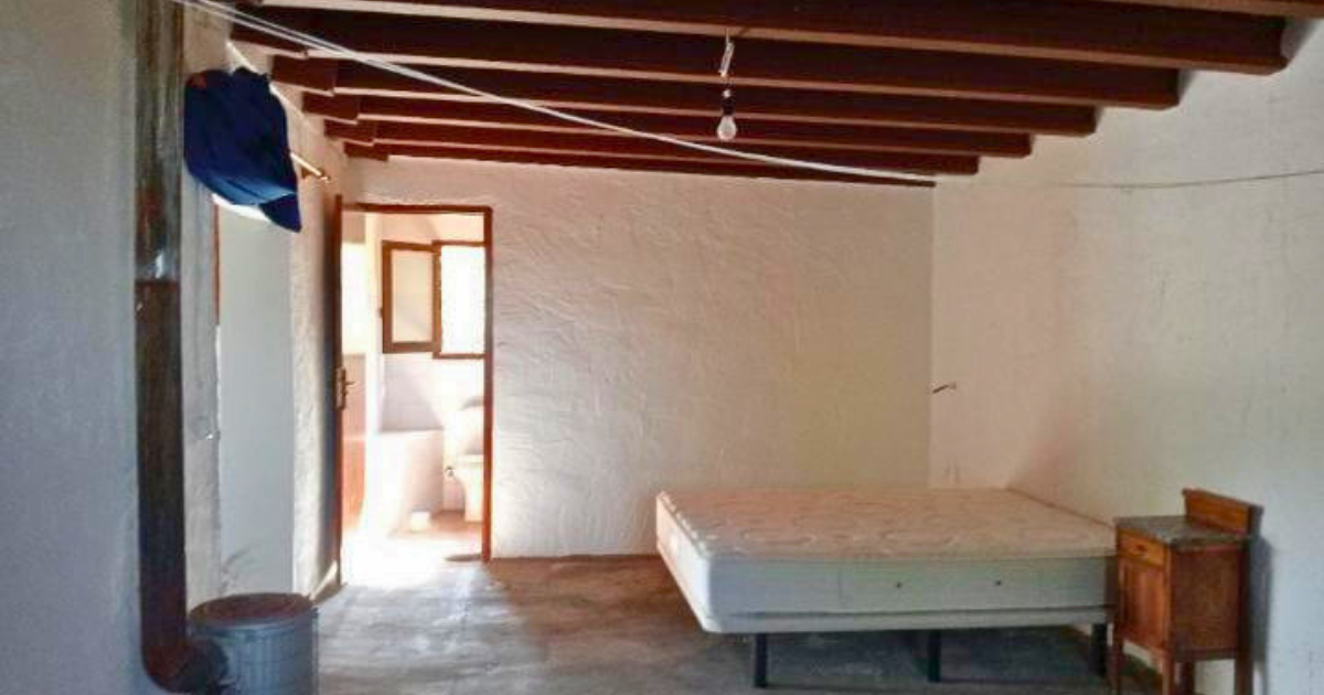 Venta de finca rústica en Confrides