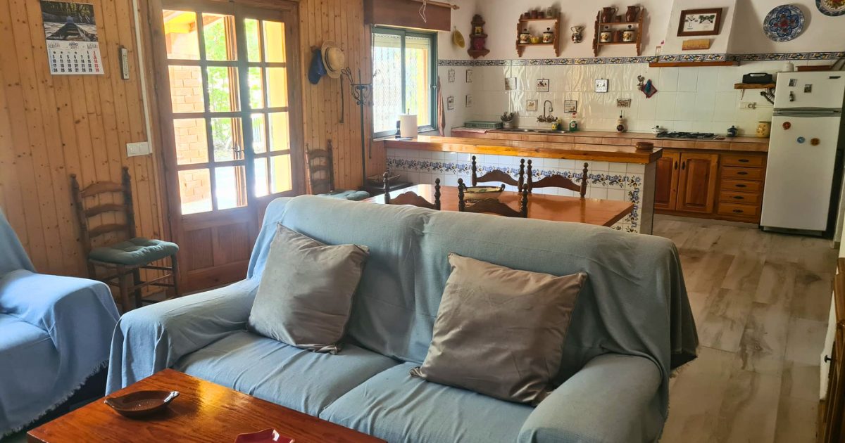 Venta de finca rústica en Confrides